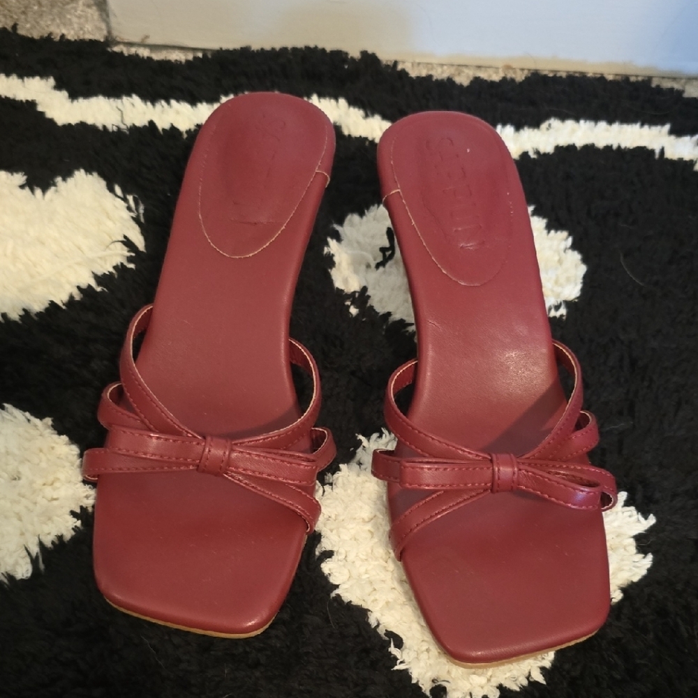 Elegant Burgundy Women's Heels